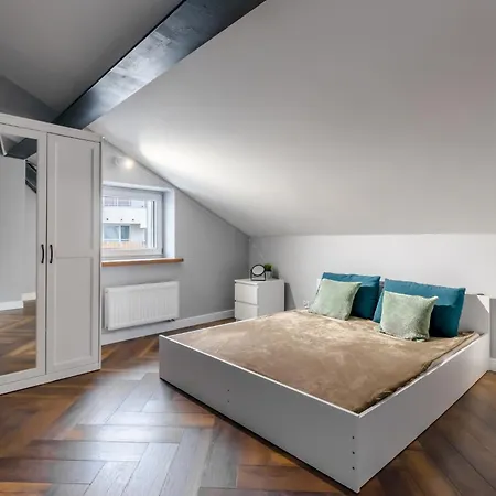 Apartment Close-golden In - Marcinkowskiego
