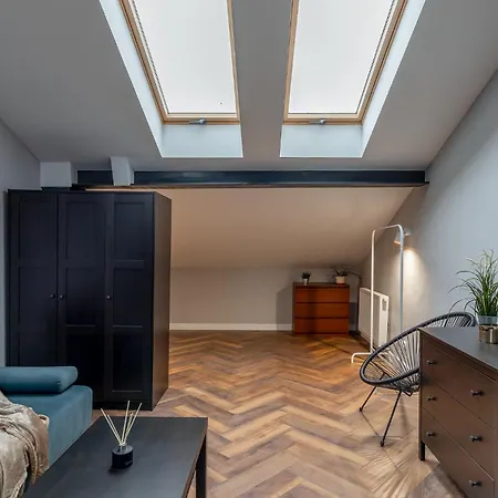Close-golden In - Marcinkowskiego Apartment Warsaw