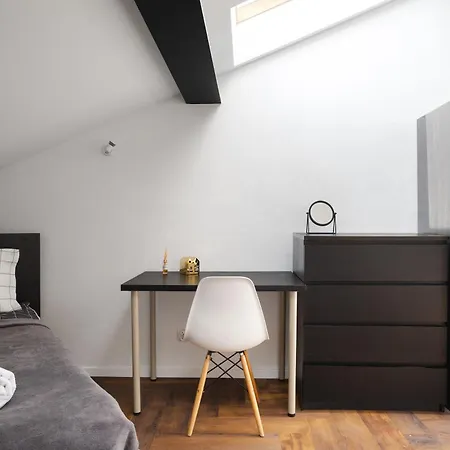Close-golden In - Marcinkowskiego Apartment Warsaw