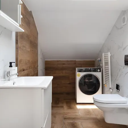 Apartment Close-golden In - Marcinkowskiego *